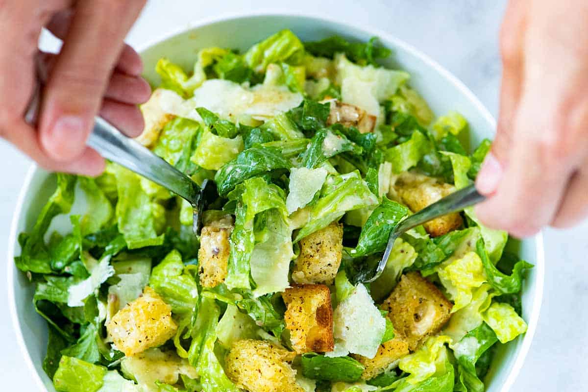 Elevate Your Caesar: Perfect Dressing & Peppery Croutons